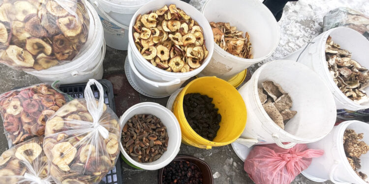 14.12.2022. Opatów. Targowisko miejskie / Fot. Emilia Sitarska – Radio Kielce