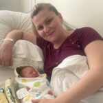 Na zdjęciu Małgorzata Styczeń z córeczką. / Fot. Grażyna Szlęzak - Radio Kielce