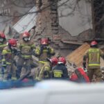 Wybuch gazu w trzypiętrowym budynku - Radio Kielce 27.01.2023. Katowice. Akcja ratownicza w miejscu wybuchu gazu w trzypiętrowej kamienicy w Katowicach-Szopienicach / Fot. PAP/Michał Meissner