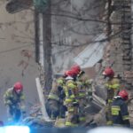 Wybuch gazu w trzypiętrowym budynku - Radio Kielce 27.01.2023. Katowice. Akcja ratownicza w miejscu wybuchu gazu w trzypiętrowej kamienicy w Katowicach-Szopienicach / Fot. PAP/Michał Meissner