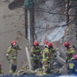 Wybuch gazu w trzypiętrowym budynku - Radio Kielce 27.01.2023. Katowice. Akcja ratownicza w miejscu wybuchu gazu w trzypiętrowej kamienicy w Katowicach-Szopienicach / Fot. PAP/Michał Meissner