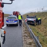 16.01.2023. Wodzisław. Dachowanie samochodu osobowego / Fot. PSP Jędrzejów