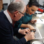 09.01.2022. Radio Kielce. „Pamiętniki z Powstania Styczniowego”. Na zdjęciu (od lewej): Piotr Grzybowski i Magdalena Sitek - dziennikarka Radia Kielce. / Fot. Sebastian Kalwat - Radio Kielce