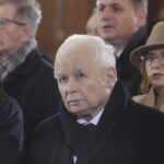 16.01.2023. Starachowice. Msza święta w 10. rocznicę śmierci Jadwigi Kaczyńskiej. Na zdjęciu: Jarosław Kaczyński - prezes Prawa i Sprawiedliwości / Fot. Jarosław Kubalski - Radio Kielce