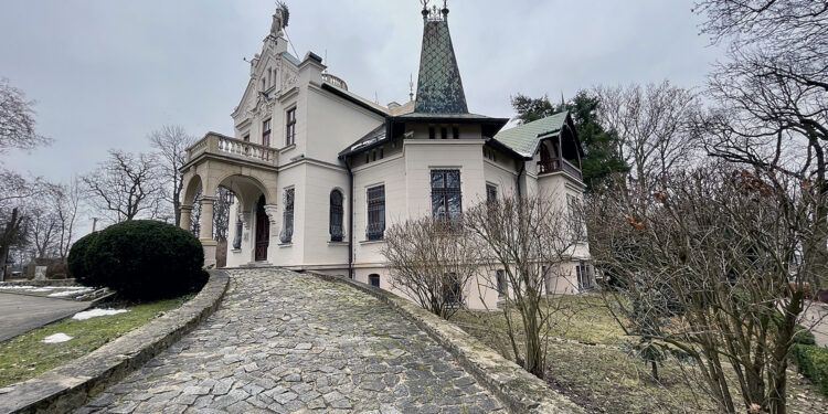 28.01.2023. Oblęgorek. Pałacyk Henryka Sienkiewicza / Fot. Robert Felczak – Radio Kielce