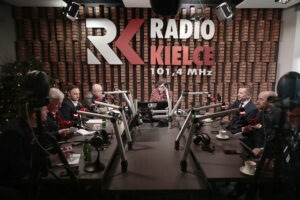 02.01.2022. Radio Kielce. Studio Polityczne. / Fot. Wiktor Taszłow - Radio Kielce