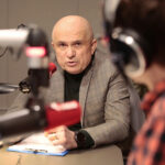 02.01.2022. Radio Kielce. Studio Polityczne. Na zdjęciu: Grzegorz Żmuda - Nowa Lewica. / Fot. Wiktor Taszłow - Radio Kielce