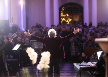 06.01.2023. Święty Krzyż. X Jubileuszowy Charytatywny Koncert Kolęd i Pastorałek / Fot. Wiktor Taszłow - Radio Kielce