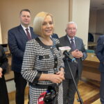 23.01.2023. Kielce, Politechnika Świętokrzyska. Przekazanie dofinansowania dla politechniki. Na zdjęciu (przemawia): wicemarszałek Renata Janik. / Fot. Michał Kita - Radio Kielce