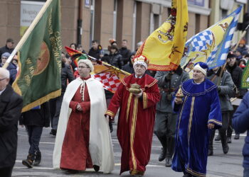 06.01.2023 Kielce. Orszak Trzech Króli / Fot. Jarosław Kubalski - Radio Kielce