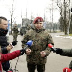 23.01.2023 Kielce. Centrum Przygotowań do Misji Zagranicznych. Szef Wojskowego Centrum Rekrutacji w Kielcach ppłk Mirosław Wolski / Fot. Jarosław Kubalski - Radio Kielce