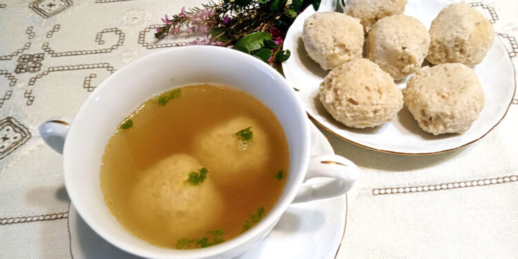 Rosół z gołeckami z kaszy jaglanej - Radio Kielce