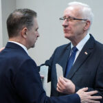 05.01.2023. Kielce. Spotkanie opłatkowe NSZZ „Solidarność”. Na zdjęciu: Piotr Duda - przewodniczący Komisji Krajowej NSZZ „Solidarność” (z lewej) i Waldemar Bartosz – przewodniczący świętokrzyskiej „Solidarności” (z prawej) / Fot. Robert Felczak – Radio Kielce