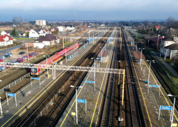 Nowa jakość podróży koleją. Linia nr 8 w przebudowie