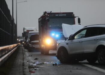 16.01.2023. Cedzyna. Karambol / Fot. Wiktor Taszłow - Radio Kielce