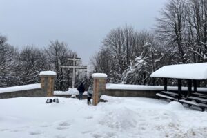 11.02.2023. Święty Krzyż. Turyści / Fot. Michał Kita - Radio Kielce