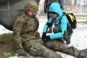 11.02.2023. Kielce. Trzeci turnus projektu „Trenuj z wojskiem w ferie” / Fot. por. Ewa Kózka - CPdMZ