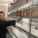 05.02.2023. Sandomierz. Archiwum Diecezji Sandomierskiej. Na zdjęciu: ks Piotr Tylec - dyrektor Biblioteki Diecezjalnej / Fot. Grażyna Szlęzak - Radio Kielce