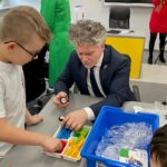 14.02.2023. Piekoszów. Otwarcie Pracowni Aktywnej Edukacji w Szkole Podstawowej w Piekoszowie. Na zdjęciu: Krzysztof Słoń - senator PiS / Fot. Daniel Czwartosz - Radio Kielce