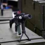 24.02.2023. Radom. Uroczystość podpisania umowy na dostawę karabinów wyborowych MSBS GROT 7,62 x 51 mm NATO oraz aneksu do umowy na dostarczenie kolejnej partii karabinków MSBS GROT dla Sił Zbrojnych RP / Fot. PAP - Piotr Polak