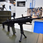 24.02.2023. Radom. Uroczystość podpisania umowy na dostawę karabinów wyborowych MSBS GROT 7,62 x 51 mm NATO oraz aneksu do umowy na dostarczenie kolejnej partii karabinków MSBS GROT dla Sił Zbrojnych RP / Fot. PAP - Piotr Polak