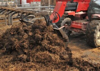 Wkrótce nabór wniosków na ochronę wód przed zanieczyszczeniem azotanami - Radio Kielce