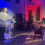 18.02.2023. Sandomierz. Gala Orderu Rzeki Wisły. Przy mikrofonie: Przy mikrofonie Grzegorz Świtalski - prezes Fundacji Sandomierka - główny organizator. / Fot. Grażyna Szlęzak - Radio Kielce