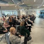 24.02.2023. Kielce. Spotkanie „Kiedy życie staje w miejscu” w „Poczekalni na dworcu” w Kielcach / Fot. Paulina Michta - Radio Kielce