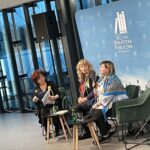 24.02.2023. Kielce. Spotkanie „Kiedy życie staje w miejscu” w „Poczekalni na dworcu” w Kielcach. Na zdjęciu (od lewej): dr hab. Marzena Marczewska, Lilia Sokołowska, Olga Chołodna i Oskar Prymarczuk / Fot. Paulina Michta - Radio Kielce