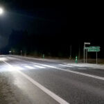 Gmina Morawica. Droga krajowa nr 73. Pierwsze doświetlone przejście dla pieszych. W sumie w województwie świętokrzyskim takich przejść ma być prawie 700 / źródło: GDDKiA