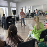 08.02.2023. Końskie. Warsztaty wokalne / Fot. Magdalena Galas-Klusek – Radio Kielce