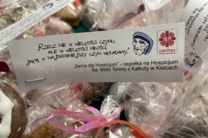 14.02.2023. Kielce. Akcja „Serce dla hospicjum” / Fot. Iwona Murawska-Bujnowicz - Radio Kielce