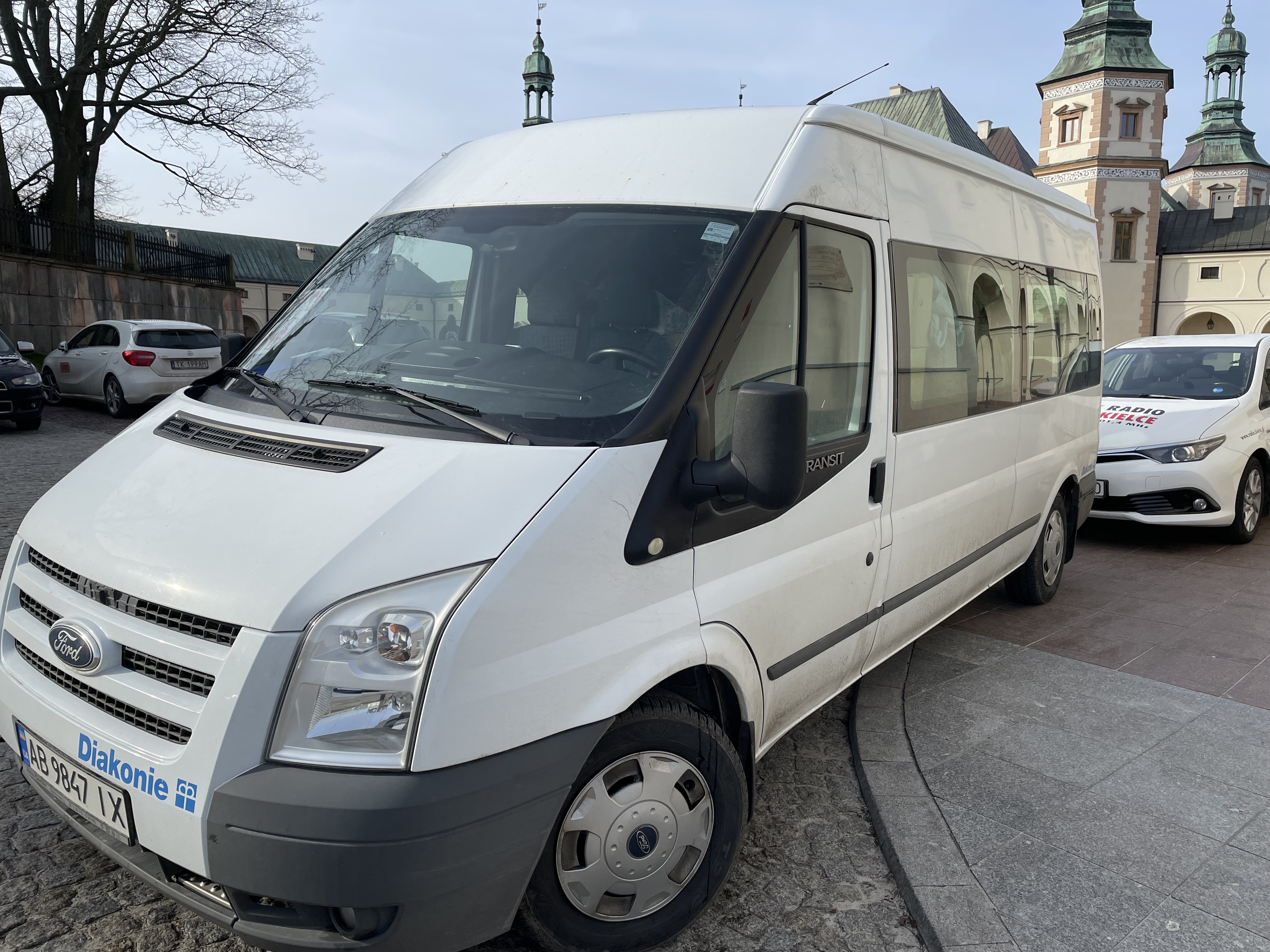 Kolejny transport z darami od kieleckiej Caritas wyruszył na Ukrainę