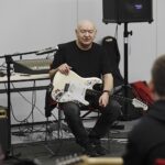 01.02.2023. Kielce. Targi Kielce. Warsztaty muzyczne „Master Class” w ramach „Muzycznej kuźni”. Na zdjęciu Dariusz Kozakiewicz / Fot. Jarosław Kubalski - Radio Kielce
