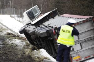 03.02.2023. Barcza. Wypadek na trasie S7 / Fot. Jarosław Kubalski – Radio Kielce