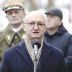 10.02.2023. Kielce. Cmentarz Stary. Uroczystości 83. Rocznicy pierwszej wywózki Polaków na Syberię. Na zdjęciu: Piotr Wawrzyk - wiceminister spraw zagranicznych / Fot. Jarosław Kubalski – Radio Kielce