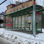 06.02.2023. Kielce. Zaśnieżony przystanek / Fot. Wiktor Taszłow - Radio Kielce