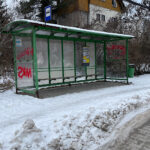 06.02.2023. Kielce. Zaśnieżony przystanek / Fot. Wiktor Taszłow - Radio Kielce