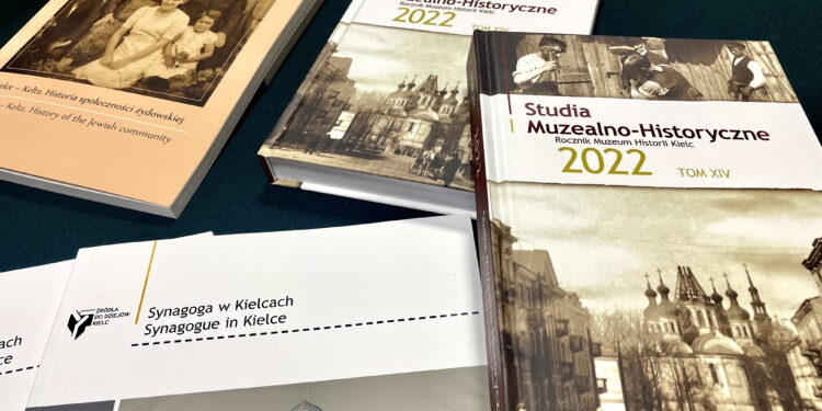 Najnowsze wydawnictwa Muzeum Historii Kielc. / Fot. Dorota Klusek - Radio Kielce
