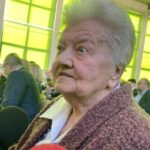 28.02.2023. Sandomierz. Odsłonięcie tablicy upamiętniającej członków młodzieżowej organizacji niepodległościowej „Młode Białe Orły”. Na zdjęciu: Maria Bęc / Fot. Grażyna Szlęzak - Radio Kielce