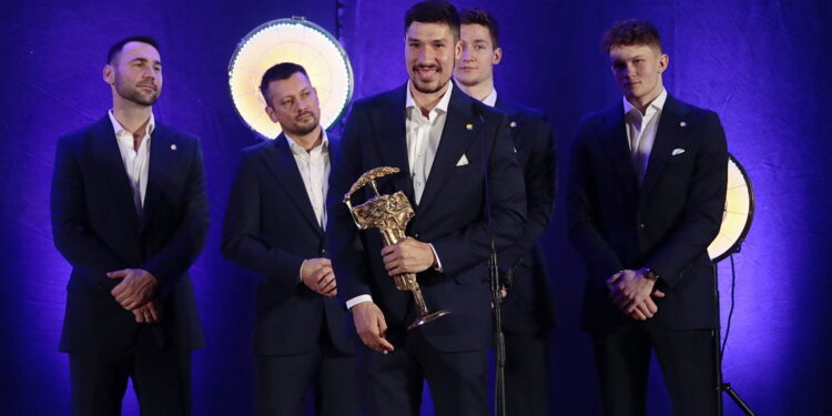 03.02.2023. Kielce. Świętokrzyskie Gwiazdy Sportu 2022. Przemawia Alex Dujszebajew / Fot. Wiktor Taszłow - Radio Kielce