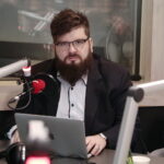 06.02.2023. Studio Polityczne Radia Kielce. Na zdjęciu: Michał Sokolnicki - Konfederacja. / Fot. Wiktor Taszłow - Radio Kielce