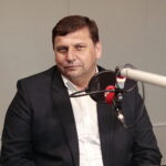 20.02.2023. Kielce. Studio Polityczne Radia Kielce. Na zdjęciu: Michał Skotnicki - PSL KP / Fot. Wiktor Taszłow - Radio Kielce