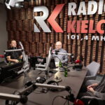 24.02.2023. Radio Kielce. Debata Sportowa. Na zdjęciu (od lewej): Dominik Masierak - TVP3 Kielce, Maciej Urban - CK Sport, Rafał Szymczyk - Radio Kielce, Damian Wysocki - Radio eM Kielce / Fot. Wiktor Taszłow - Radio Kielce