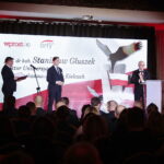 27.02.2023. Kielce. Orły Tygodnika "Wprost". Na zdjęciu (w środku od lewej): Rafał Romanowski - wiceminister rolnictwa, prof. dr hab. Stanisław Głuszek - rektor Uniwersytetu Jana Kochanowskiego w Kielcach / Fot. Wiktor Taszłow – Radio Kielce