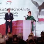 27.02.2023. Kielce. Orły Tygodnika "Wprost". Na zdjęciu (od lewej): Rafał Romanowski - wiceminister rolnictwa, Małgorzata Toborek-Gusta - członek zarządu Powiatu Włoszczowskiego, Liderka ugrupowania OdNowa / Fot. Wiktor Taszłow – Radio Kielce