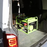 28.02.2023. Kielce. Pakowanie darów dla Ukrainy. / Fot. Wiktor Taszłow - Radio Kielce