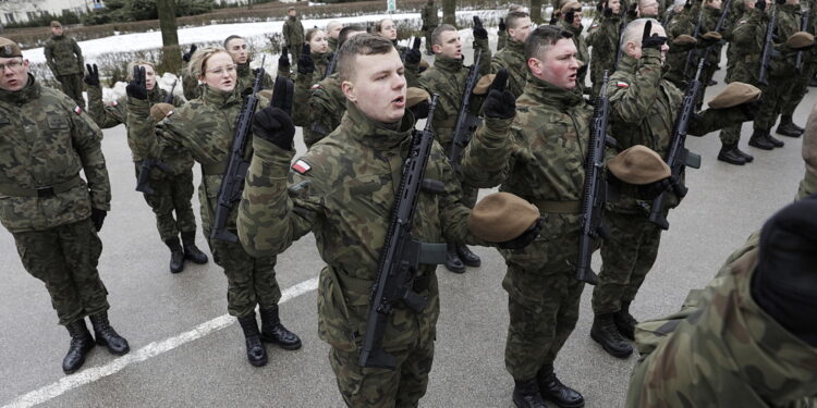 12.02.2023 Kielce. Przysięga żołnierzy Wojsk Obrony Terytorialnej / Fot. Jarosław Kubalski - Radio Kielce