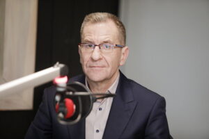 13.02.2023 Radio Kielce. Studio Polityczne. Piotr Dasios - Polska 20150 / Fot. Jarosław Kubalski - Radio Kielce