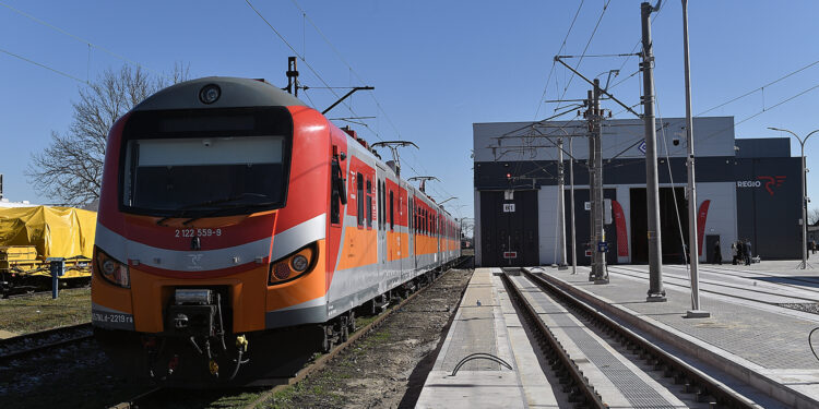 29.03.2023. Skarżysko-Kamienna. Otwarcie Centrum Utrzymania Taboru spółki Polregio / źródło: PAP / Polregio